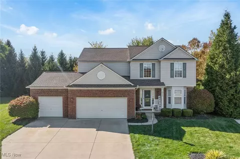 4900 Salton Dr, Brunswick, OH 44212
