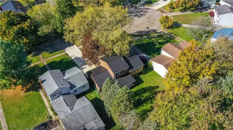 9130 Elm Cir, Windham, OH 44288 photo 40