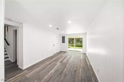 9130 Elm Cir, Windham, OH 44288 photo 11