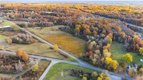 Naylor Lloyd Road, Girard, OH 44420