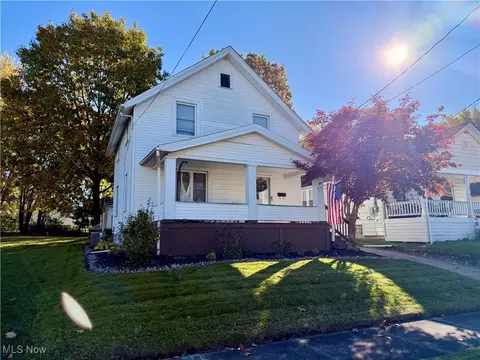 619 N Ward Ave, Girard, OH 44420