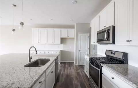 950 Memory Ln # -3, Aurora, OH 44202 photo 8