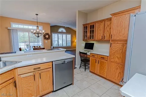 Kitchen - 5645 Clingan Rd #23B, Struthers, OH 44471 photo 1 of 4