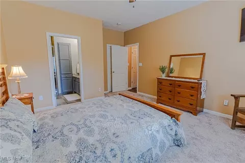 Bedroom - 5645 Clingan Rd #23B, Struthers, OH 44471 photo 3 of 3