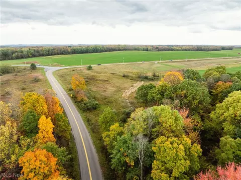 Nw Dundee Strasburg Road, Strasburg, OH 44680