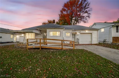 1105 E 18th St, Ashtabula, OH 44004
