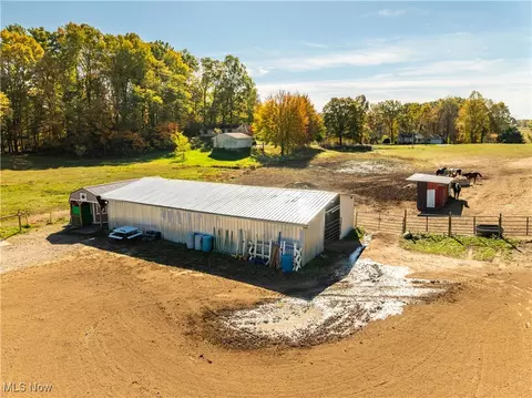 Exterior - 3637 Old Forge Rd, Rootstown, OH 44272 photo 7 of 8