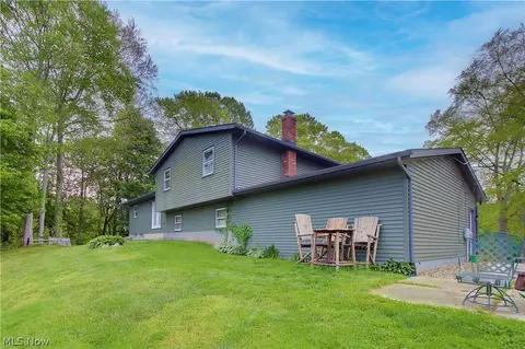 Exterior - 3637 Old Forge Rd, Rootstown, OH 44272 photo 4 of 8