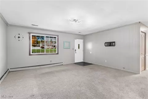 Living - 767 Indianola Rd, Boardman, OH 44512 photo 1 of 4