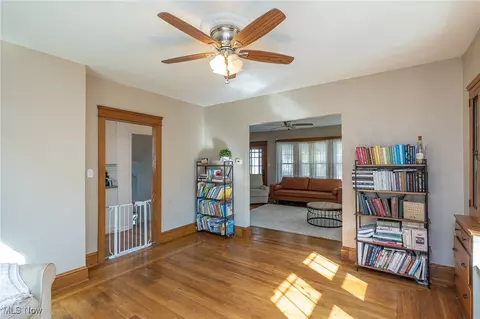 Living - 19 Baker St, Berea, OH 44017 photo 5 of 6