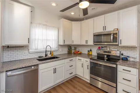 Kitchen - 19 Baker St, Berea, OH 44017 photo 1 of 2