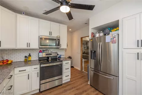 Kitchen - 19 Baker St, Berea, OH 44017 photo 2 of 2