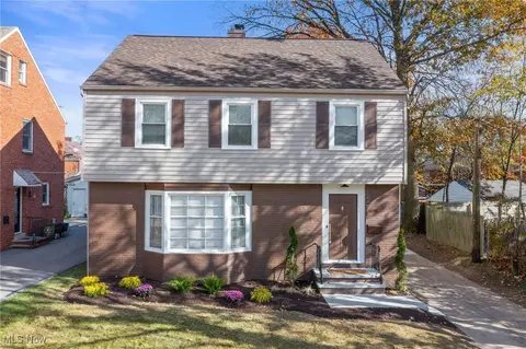 2491 Saybrook Rd, University Heights, OH 44118