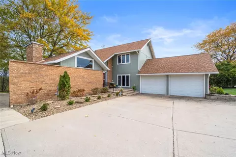 3170 Hampton Ct, East Liverpool, OH 43920