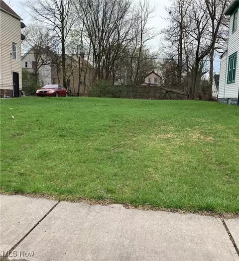 9516 Marah Ave, Cleveland, OH 44104