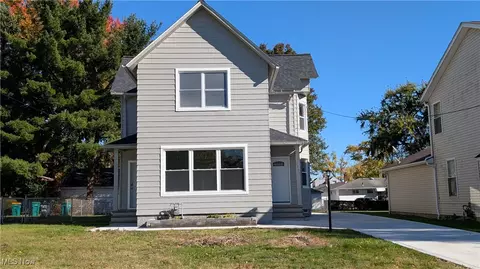 6089 Dunham Rd, Maple Heights, OH 44137