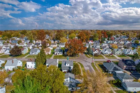 View/Area - 346 E 329th St, Willowick, OH 44095 photo 5 of 5