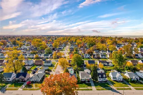 View/Area - 346 E 329th St, Willowick, OH 44095 photo 4 of 5