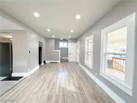 1859 E 33rd St, Lorain, OH 44055 photo 10