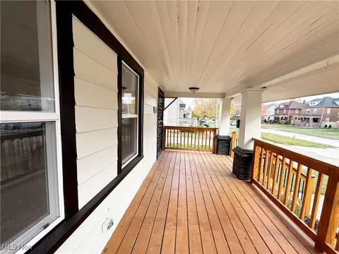 1859 E 33rd St, Lorain, OH 44055 photo 5