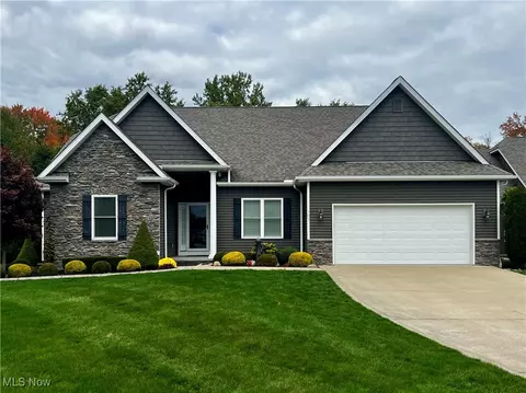 701 Joshua Oval, Wadsworth, OH 44281