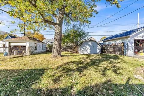 122 Bellfield Ave, Elyria, OH 44035 photo 5