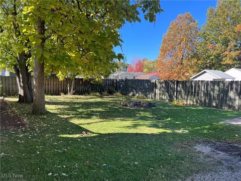 1834 Robindale St, Wickliffe, OH 44092 photo 36