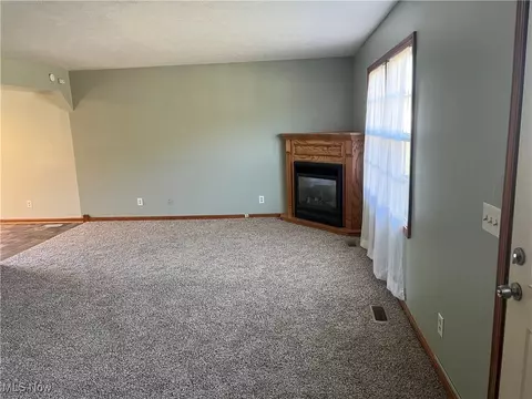 1834 Robindale St, Wickliffe, OH 44092 photo 6