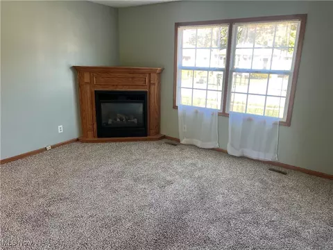 1834 Robindale St, Wickliffe, OH 44092 photo 11