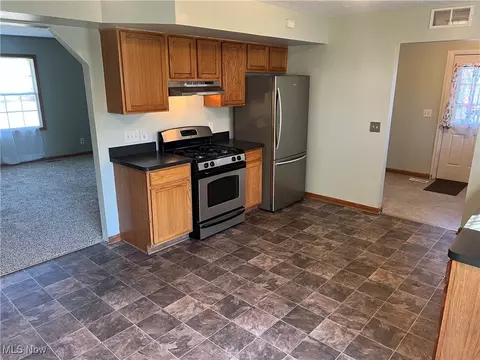 1834 Robindale St, Wickliffe, OH 44092 photo 16