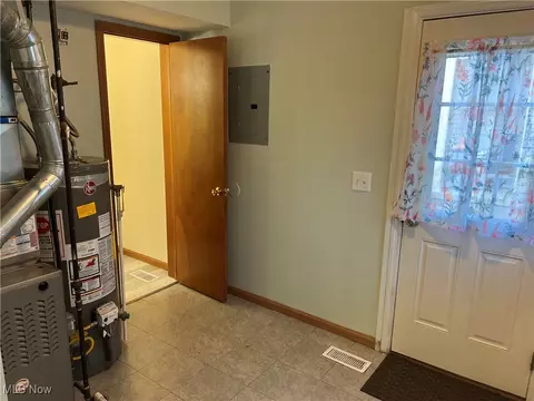 1834 Robindale St, Wickliffe, OH 44092 photo 21