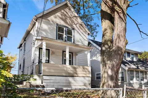 3064 W 105th St, Cleveland, OH 44111