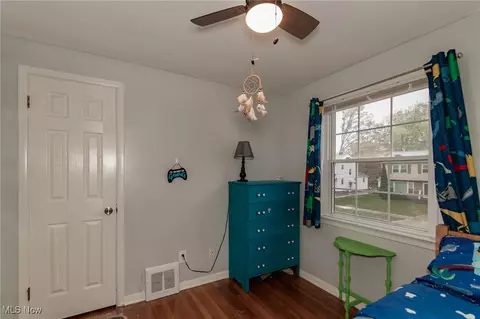 30615 Crescent Dr, Willowick, OH 44095 photo 27
