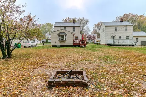 30615 Crescent Dr, Willowick, OH 44095 photo 33