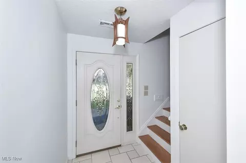 317 Park Dr, Brooklyn Heights, OH 44131 photo 7