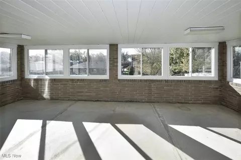 317 Park Dr, Brooklyn Heights, OH 44131 photo 22