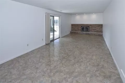 317 Park Dr, Brooklyn Heights, OH 44131 photo 18