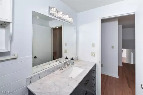 317 Park Dr, Brooklyn Heights, OH 44131 photo 37