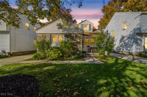 1054 Argonne Rd, South Euclid, OH 44121