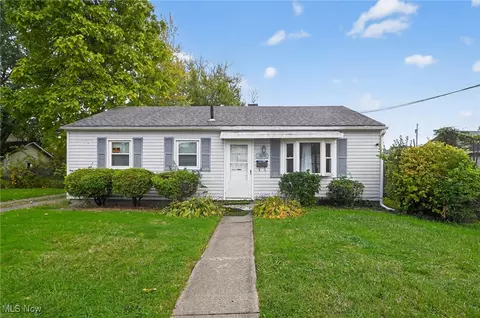 2026 Ada Ave SE, Warren, OH 44484