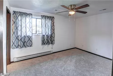 Bedroom - 1819 Gloucester Dr, Lorain, OH 44053 photo 3 of 9