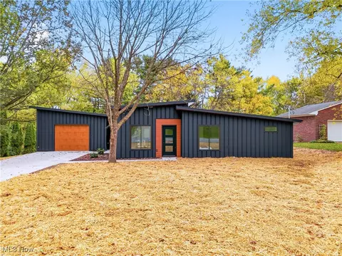 3535 Clearview Pl, Wooster, OH 44691