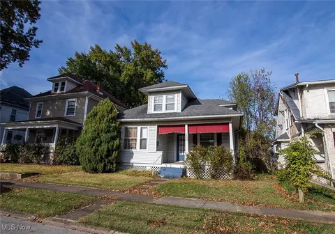 1523 20th St, Parkersburg, WV 26101