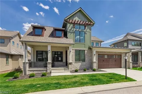 2431 Edgewood Trce, Cleveland, OH 44124