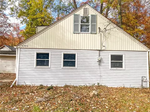 Exterior - 4095 Laurel Rd, Lorain, OH 44055 photo 2 of 2