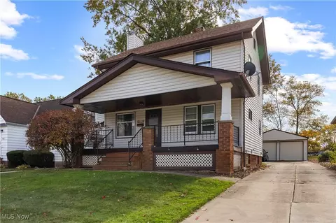 6011 Theota Ave, Parma, OH 44129