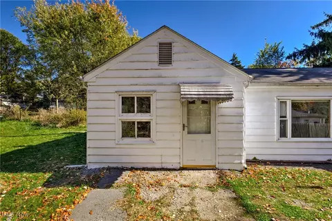 1538 Republic Ave, Youngstown, OH 44505