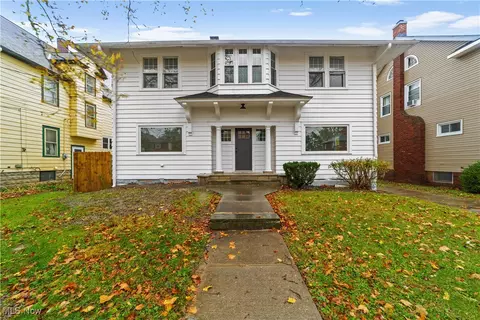 1161 W 8th St, Lorain, OH 44052