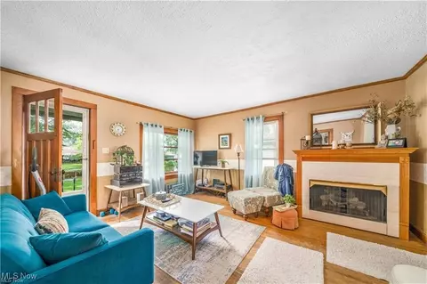 Living - 35 Bayview, Beloit, OH 44609 photo 2 of 2