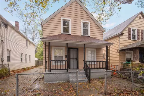 4502 Bush Ave, Cleveland, OH 44109